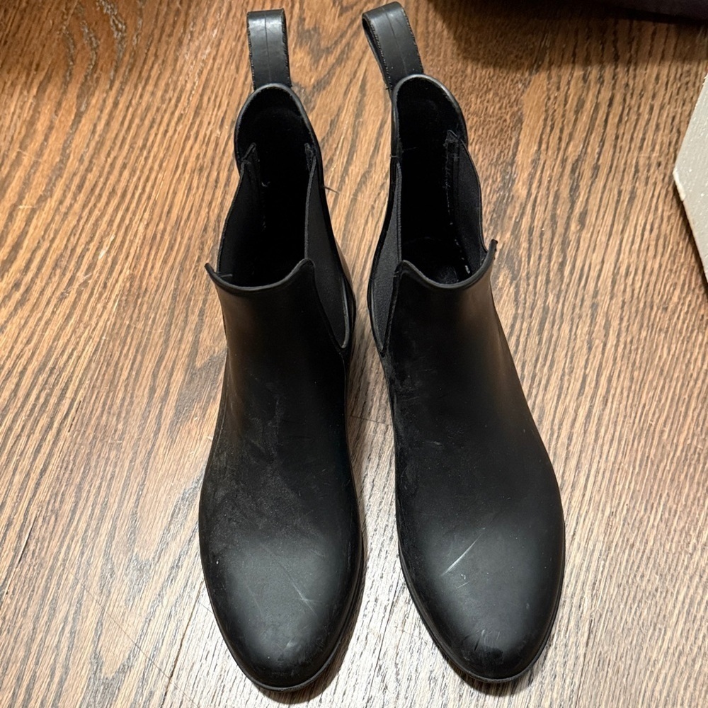 J Crew Rain boots Black Size 6